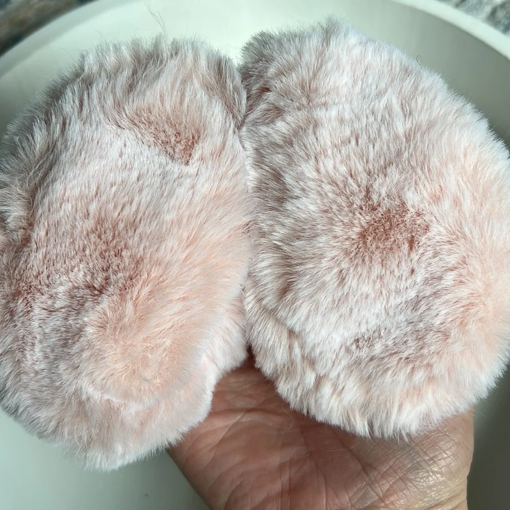 Lot of 5 slippers 🐰🐰. Pink, furry, leather. Size NB-5. - Picture 7 of 14